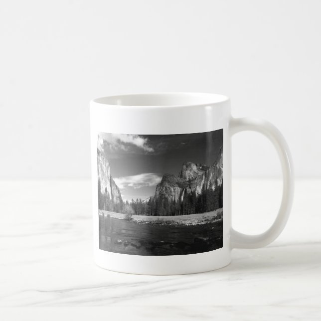 Taza De Café Media bóveda B&W de Yosemite Ca (Derecha)