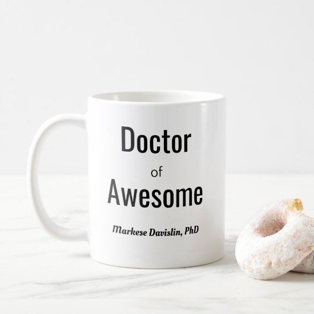 Taza De Café Médica de Impresionante Nombre PhD (Con donut)