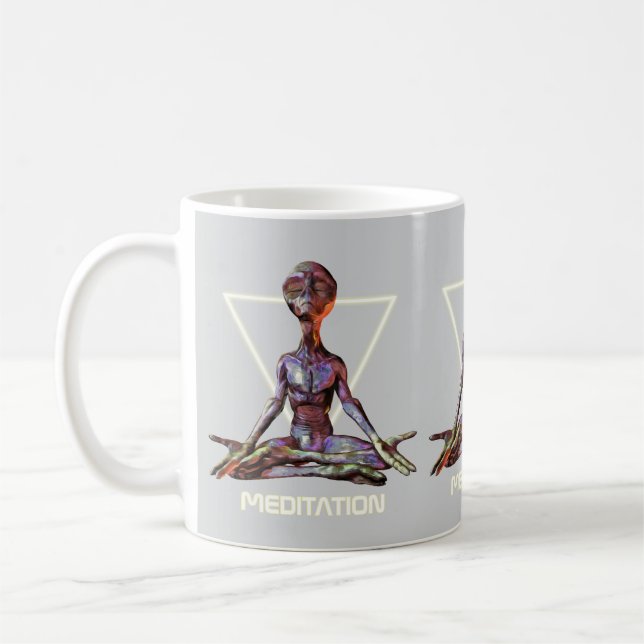 Taza De Café Meditación. Extranjero en posición tranquila (Izquierda)
