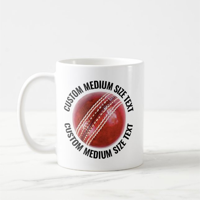 Taza De Café Medium Personalized Text Cricket Ball 11oz. Custom (Izquierda)