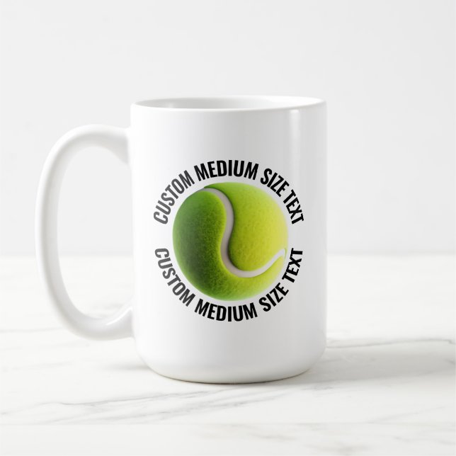 Taza De Café Medium Personalized Text Tennis Ball 15 oz. Custom (Izquierda)