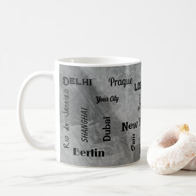 Taza De Café mega ciudad gris (Con donut)