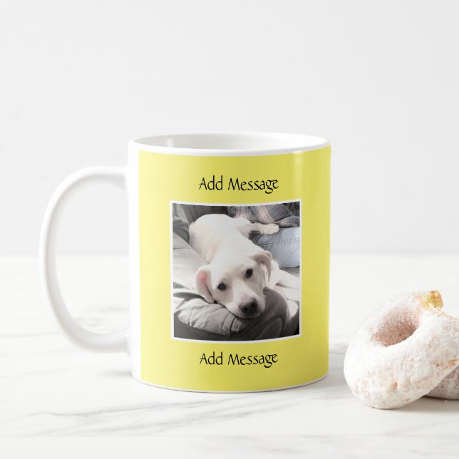 Taza De Café Mensaje Amarillo de una foto suave (Con donut)