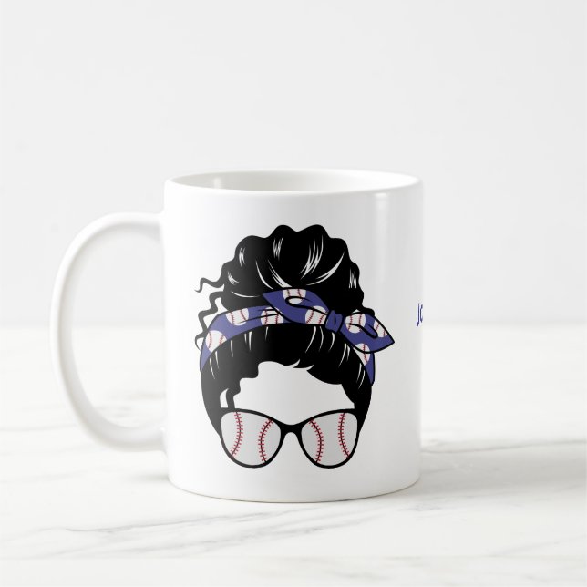 Taza De Café Mensajería personalizada Bun Baseball Mom (Izquierda)