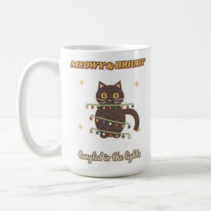 Taza De Café Meowy y brillante gato negro enredado en luces de 