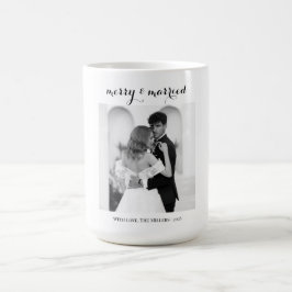 Taza De Café Merry & Married - Personalized Newlywed Christmas