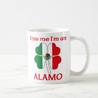 Taza De Café Mexicanos personalizada me besan que soy Álamo