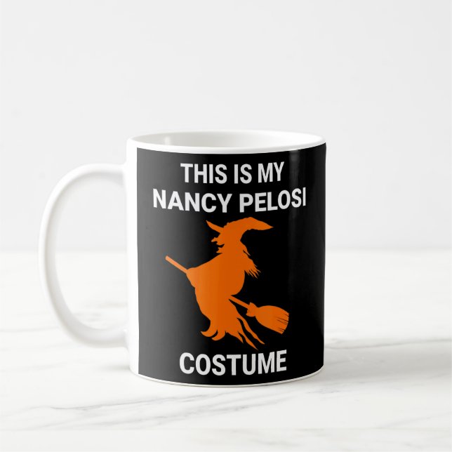 Taza De Café Mi abuela Pelosi disfrazada malvada malvada malvad (Izquierda)
