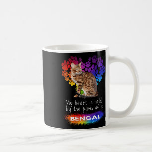 Taza De Café Mi Corazón Está Sostenido Por Las Palas De Un Gato