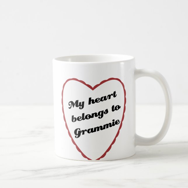 Taza De Café Mi corazón pertenece a Grammie (Derecha)