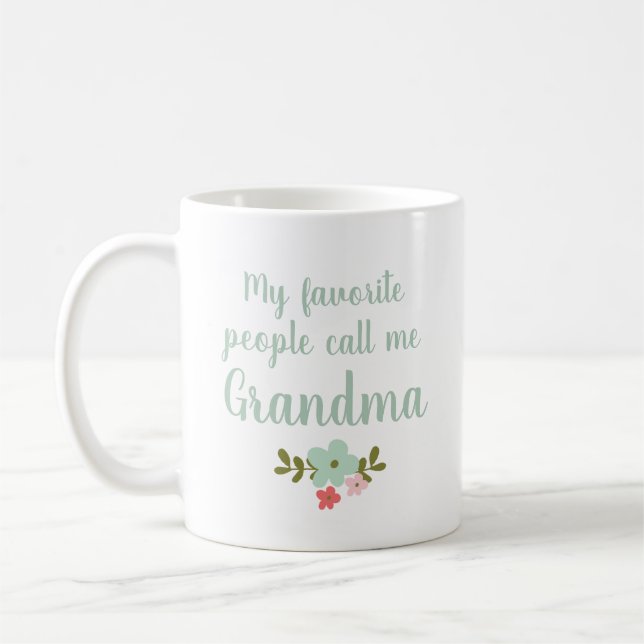 Taza De Café Mi gente favorita me llama abuela (Izquierda)