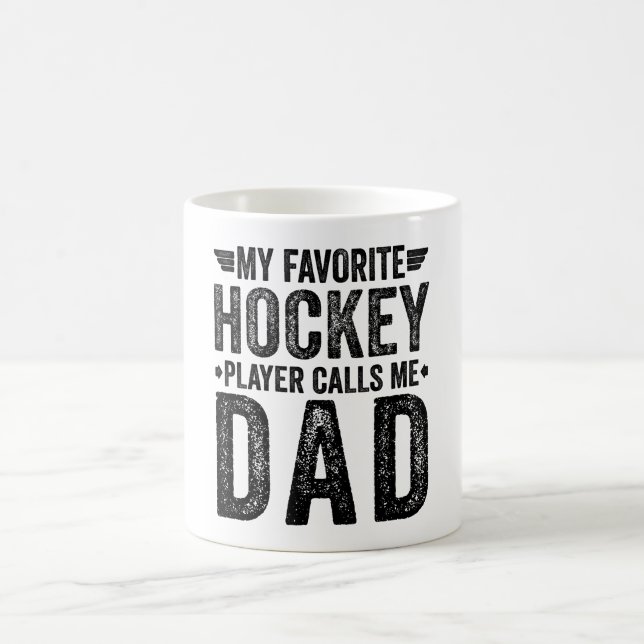 Taza De Café Mi jugador favorito de hockey me llama papá (Centro)