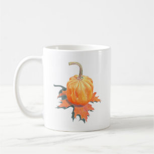 Taza De Café Mini calabaza sobre hoja de roble