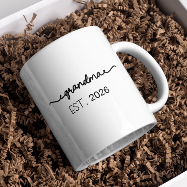 Taza De Café Minimal Grandma Established Handwritten Name Year (new grandpma mugs promoted to grandma pregnancy reveal grandparent for hem first time grandmom)