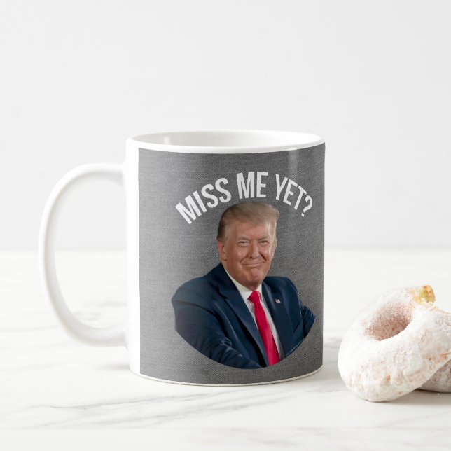 Taza De Café Miss Me Todavía Divertido Donald Trump (Con donut)