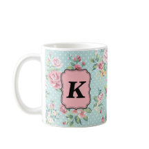 Modelo subió vintage con el monograma