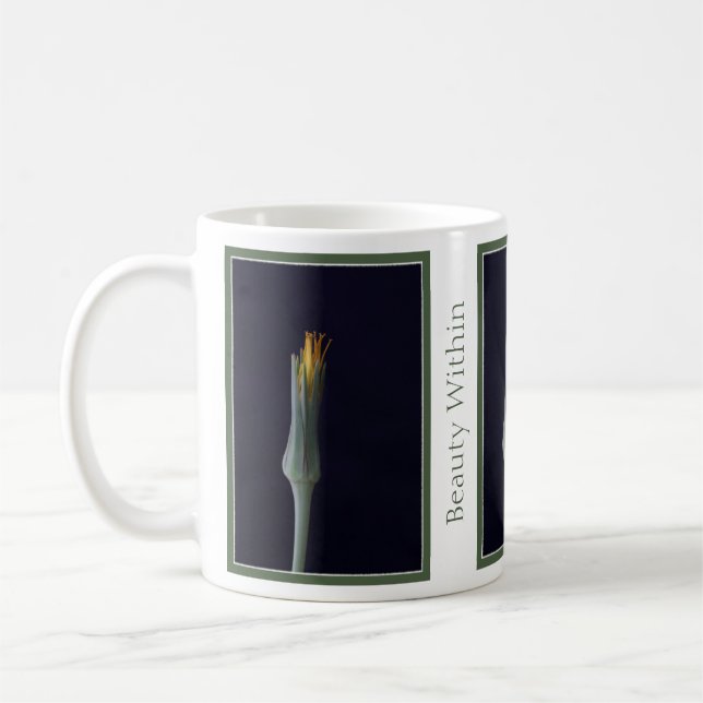 Taza De Café Modern Beauty Within Wildflower, Personalized  (Izquierda)