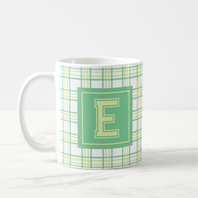 Taza De Café Modern Preppy Plaid Green Lime Varsity Monogram (Izquierda)