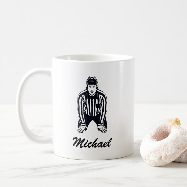 Taza De Café Moderno árbitro de hockey sobre hielo personalizad (Con donut)