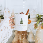 Taza De Café Moderno árbol de Navidad Minimalista Feliz Navidad<br><div class="desc">Esta es una moderna plantilla de etiquetas de regalo de vacaciones minimalistas con un hermoso árbol de acuarela de siempre verde y un elegante tipo de letra caligrafía . El color del árbol de Navidad no es editable, y la redacción en el tipo de letra de caligrafía dorada no es...</div>