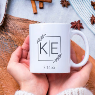 Taza De Café Moderno Monograma de Leaf Iniciales Regalo Recién