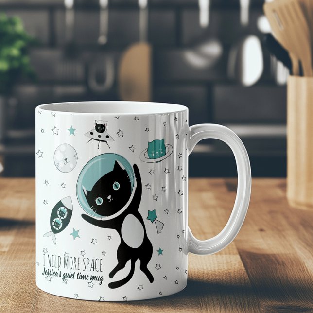 Taza De Café Moderno Necesito más espacio Personalizado de gato (Subido por el creador)