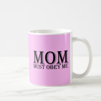 Taza De Café MOM (debe obedecerme) diciendo negro