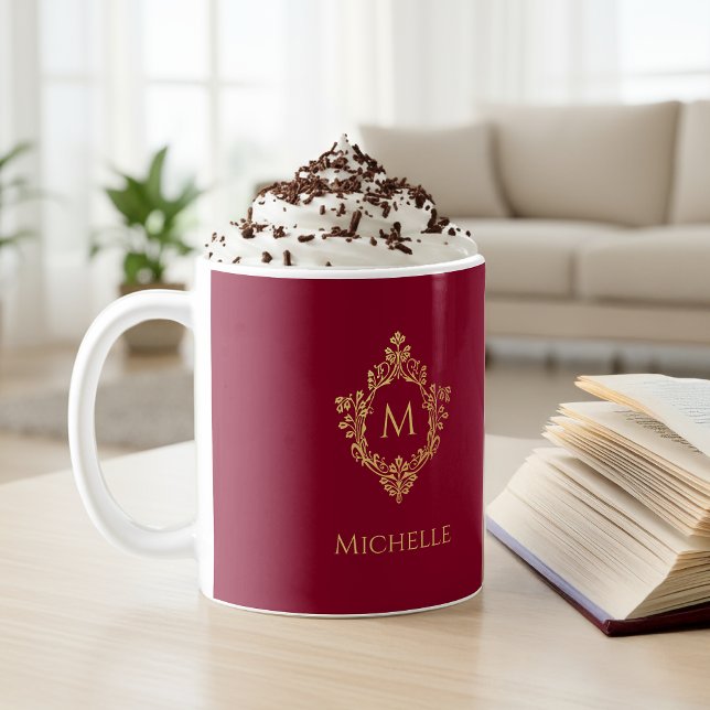 Taza De Café Monograma Burgundy Gold Antiguo Escudo Nombre  (Subido por el creador)