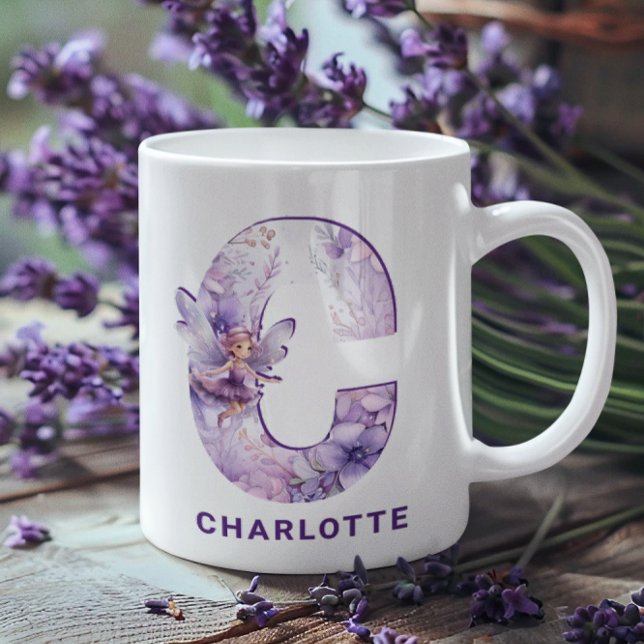 Taza De Café Monograma C de lechones Lilac personalizados (Personalized Lilac Fairy Monogram C Coffee Mug)