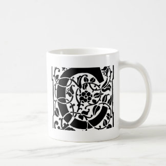 Taza De Café Monograma C inicial. Nombre floral Patrón personal