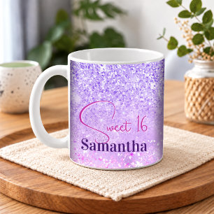 Taza De Café Monograma de cumpleaños con purpurina rosa morada
