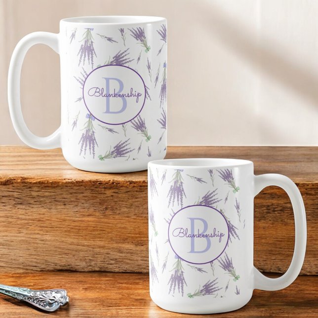 Taza De Café Monograma de flor de lavanda seca y rústica (Monogram template mug design on both sides of handle.)