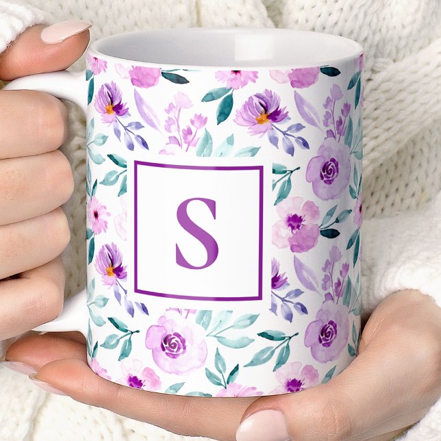 Taza De Café Monograma de flores moradas de gitano suave (Subido por el creador)