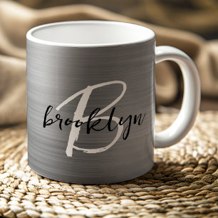 Taza De Café Monograma de guión blanco negro de metal cepillado