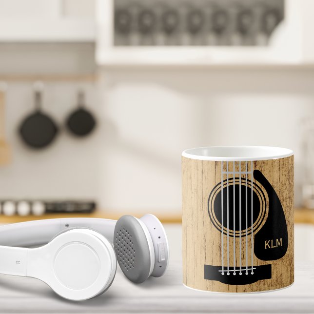 Taza De Café Monograma De Guitarra Acústica De Madera Avanzada (Subido por el creador)