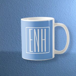 Taza De Café Monograma de iniciales modernas 3 en azul suave