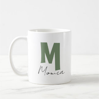Taza De Café Monograma de letra M personalizada en verde salvia