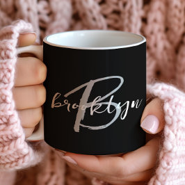 Taza De Café Monograma de letra script de moda negro blanco gri