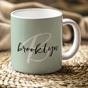 Taza De Café Monograma de letra script verde sage negro blanco 
