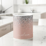 Taza De Café Monograma de Purpurina rosado Rubor Gold Rosa Girl<br><div class="desc">Oro Rosa - Purpurina Rubor Rosado y Plata Espuma Cepillado Nombre Metalizado Monograma y Taza de Café Inicial o Mug. Esto hace que el dulce perfecto cumpleaños 16, boda, ducha de novia, aniversario, ducha de bebé o fiesta de soltera sea regalo para alguien que ama el lujo glam y los...</div>