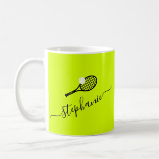 Taza De Café Monograma de tenis femenino personalizado