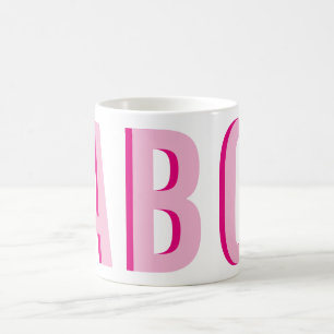Taza De Café Monograma de tres letras rosa apiladas en negrita