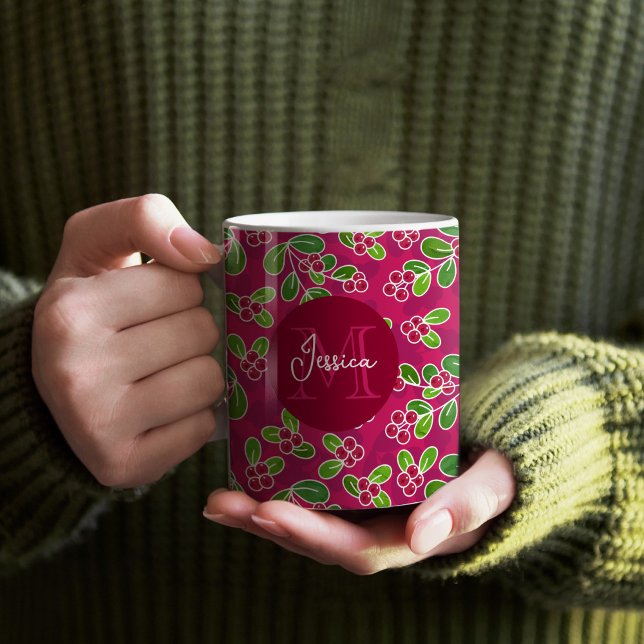 Taza De Café Monograma del patrón de follaje de Cranberry festi (Fuchsia Festive Cranberry Pattern Monogram Mug)
