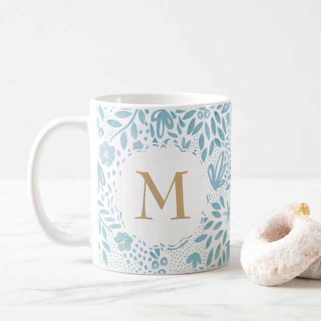 Taza De Café Monograma del patrón floral azul pastel (Con donut)