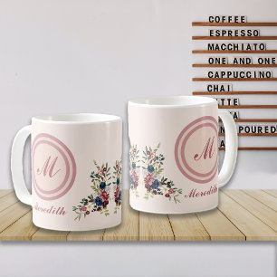 Taza De Café Monograma del Personalizado Rustic Season Florals
