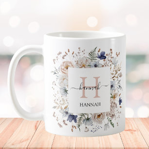 Taza De Café Monograma Elegante Flores Florales Azules Beige Bo