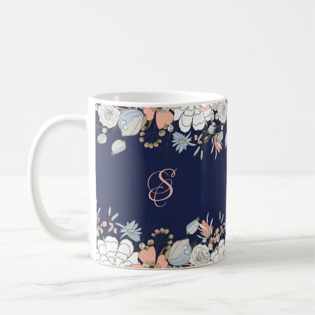 Taza De Café Monograma floral azul rosado Rubor de la Marina Pe (Izquierda)