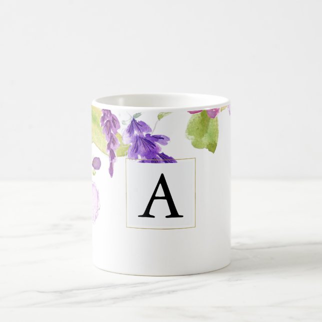 Taza De Café Monograma floral de la acuarela púrpura bonita (Centro)