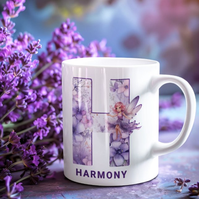 Taza De Café Monograma H de lechón Lilac personalizado (Personalized Lilac Fairy Monogram H Coffee Mug)