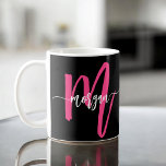 Taza De Café Monograma Moderno estilo Hotoleo Negro<br><div class="desc">Siéntase como en casa con nuestro Monograma Moderno y Moderno café rosa caliente Mug! Con un vibrante diseño rosado caliente, esta taza se personaliza con su monograma en un estilo elegante y moderno para una moda y un toque personalizado. Perfecto para su café o té matutino, combina estética de moda...</div>
